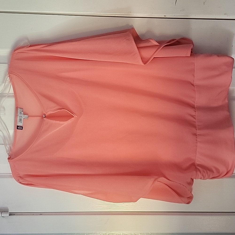 Jennifer Lopez Coral Blouse with Keyhole Detail Size L